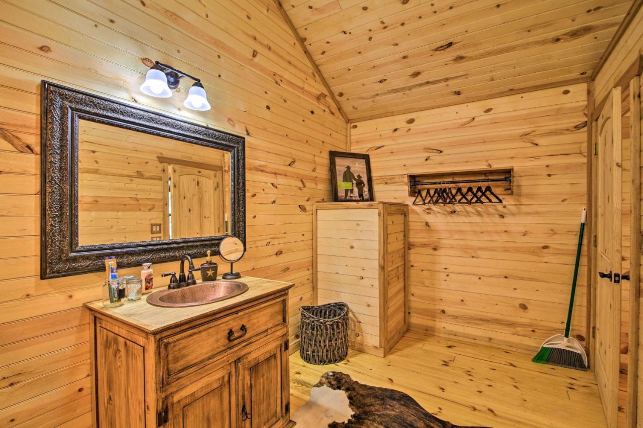 Rustic-Chic Country Cabin - 10 Mi To Main Street! Fredericksburg Luaran gambar