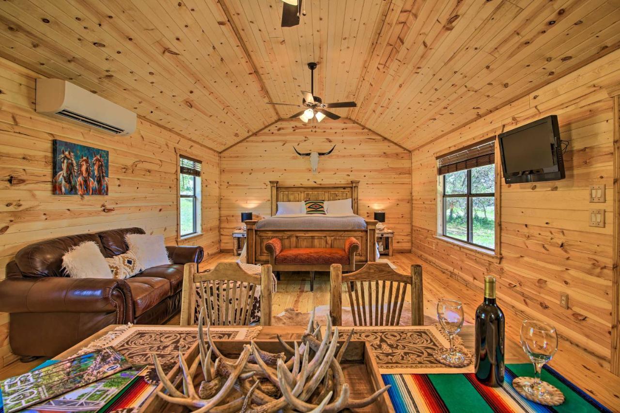 Rustic-Chic Country Cabin - 10 Mi To Main Street! Fredericksburg Luaran gambar