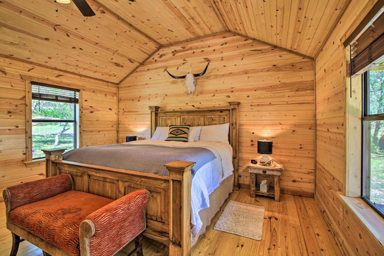 Rustic-Chic Country Cabin - 10 Mi To Main Street! Fredericksburg Luaran gambar
